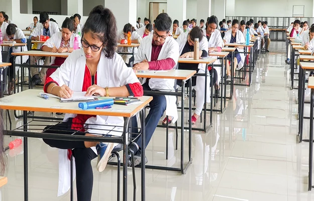 NEET PG Counselling 2021: As per the official schedule, the payment facility will be available till January 17 upto 3 pm. Candidates can apply for counselling at mcc.nic.in